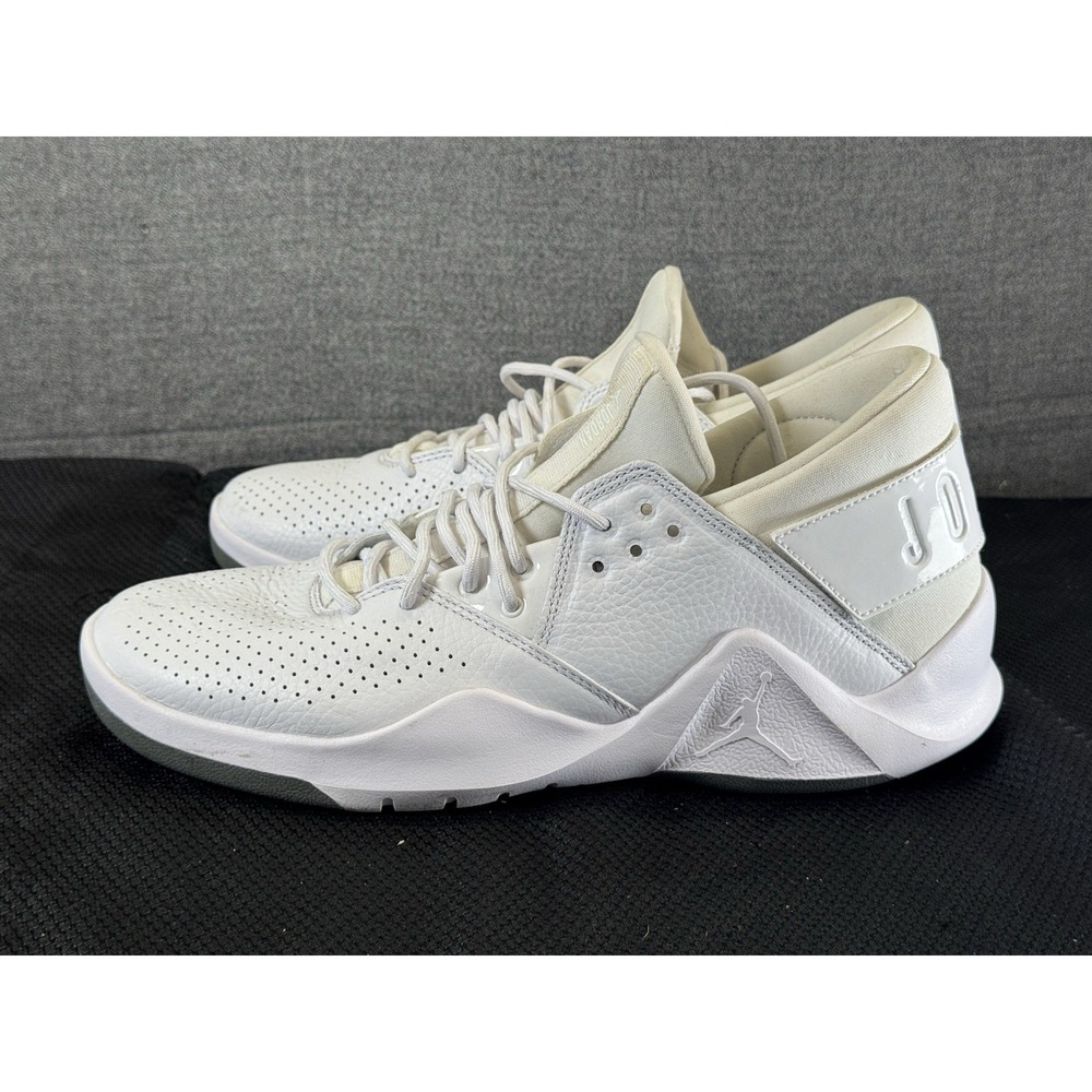 NIKE JORDAN AH6462-100 MEN'S FLIGHT FREE PREMIUM LOW BASKETBALL‎ WHITE SZ 10.5 - Picture 5 of 12